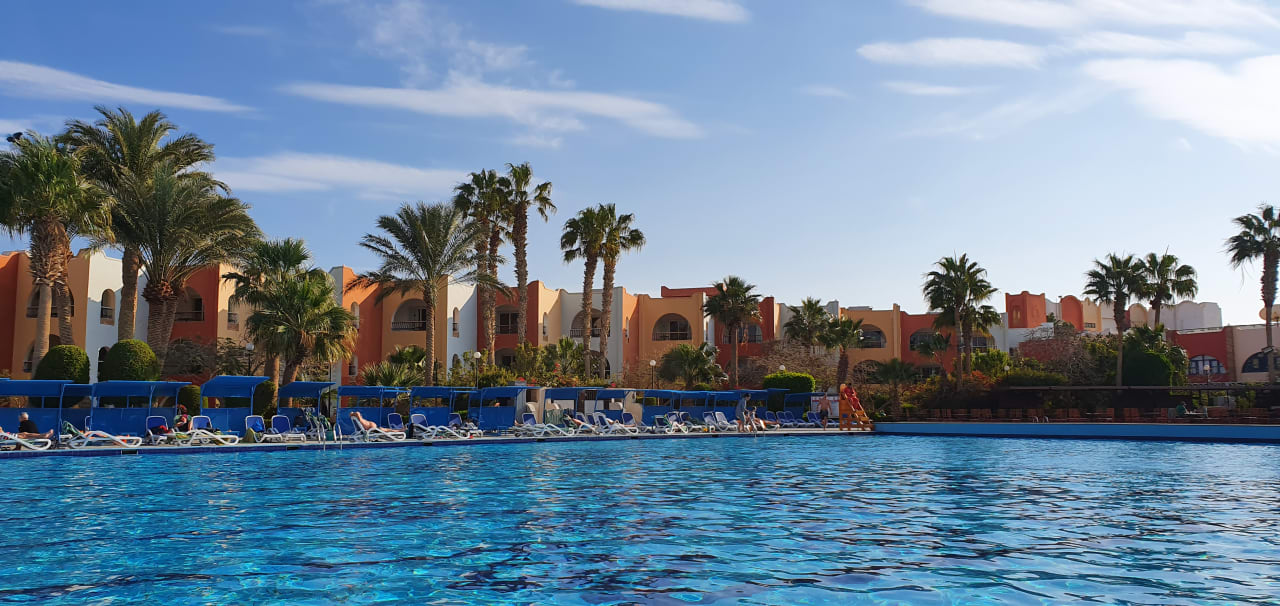 Pool Arabia Azur Resort