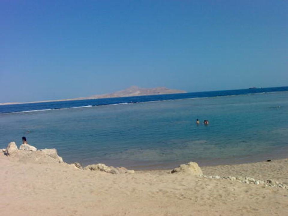 Пляж Hotel Hauza Beach Resort