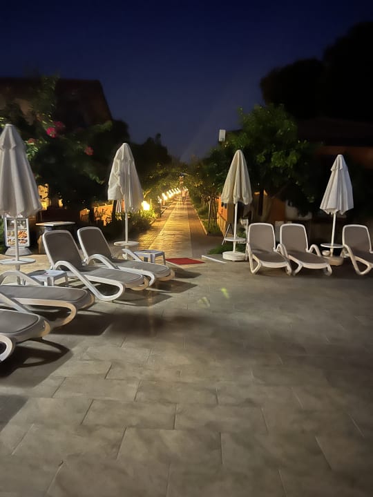 Gartenanlage Özlem Garden Hotel