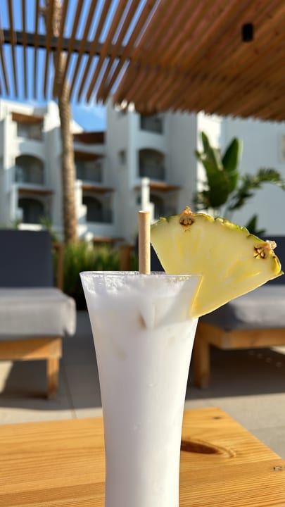 Gastro Serry Beach Resort