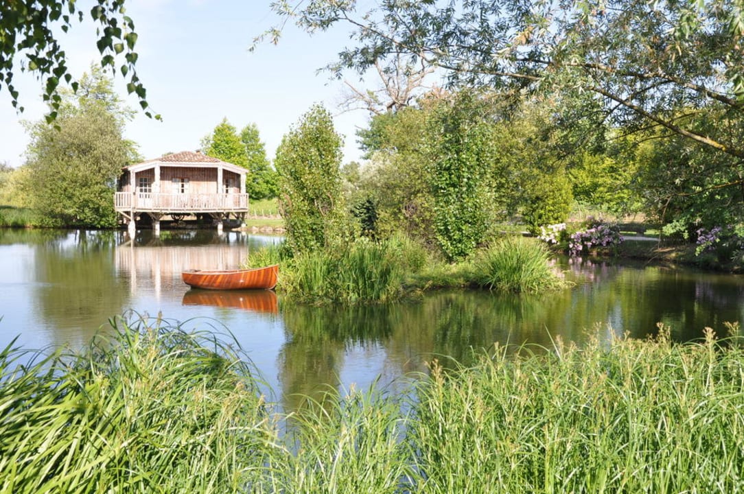 Grüne Umgebung Hotel Les Sources De Caudalie