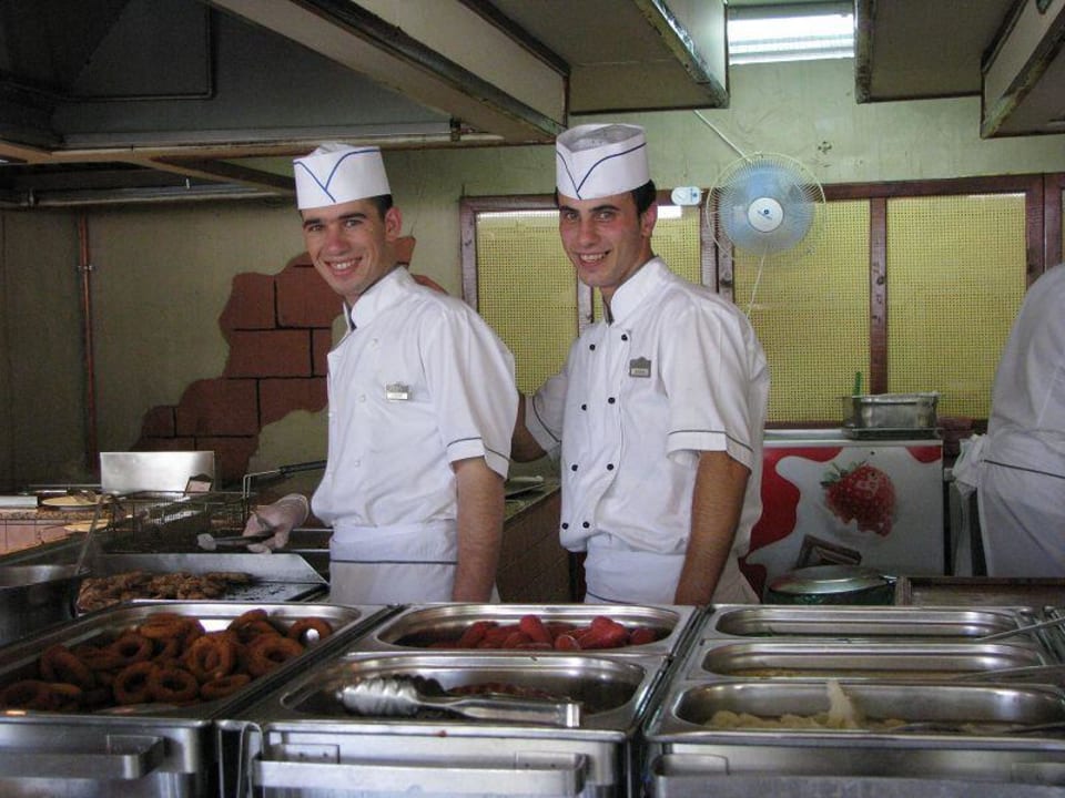 Köche am Büffet Ali Bey Club