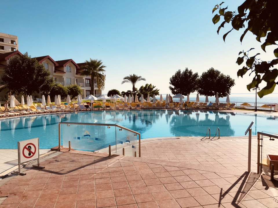 Pool Salamis Bay Conti Resort Hotel & Casino