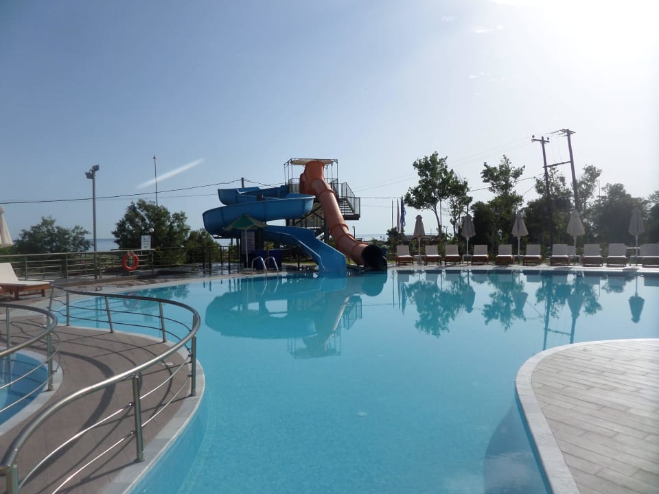 Pool mit Rutschen HARPIN Georgioupolis Resort Aquapark & SPA