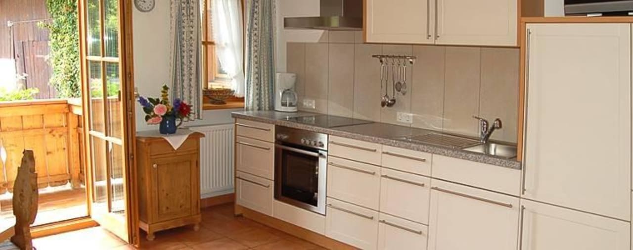 Wohnküche Ferienwohnung  Ferienwohnungen Utznhof