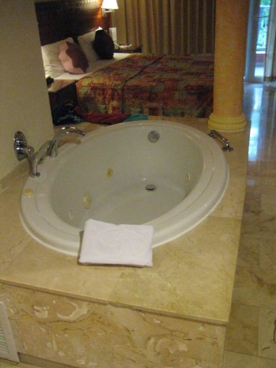 Jacuzzi Hotel Grand Palladium Palace Resort, Spa & Casino