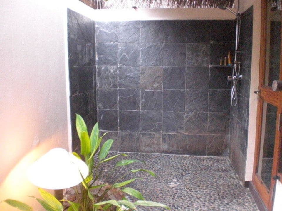 Dusche Kuramathi Maldives