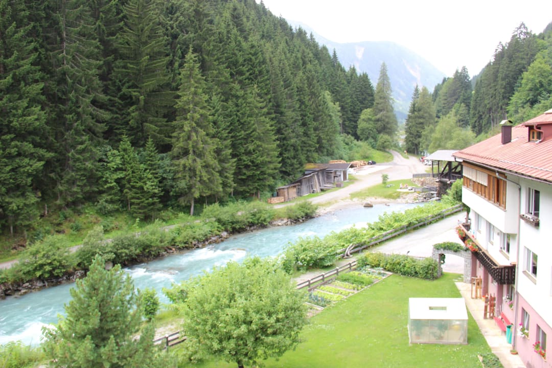 Ausblick aus dem Hotel Spa Hotel Zedern Klang
