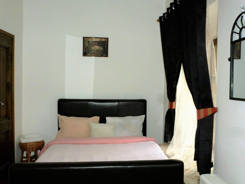 Single room Guesthouse Seven Fridays