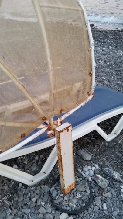 Liegen Dimitra Beach Hotel & Suites