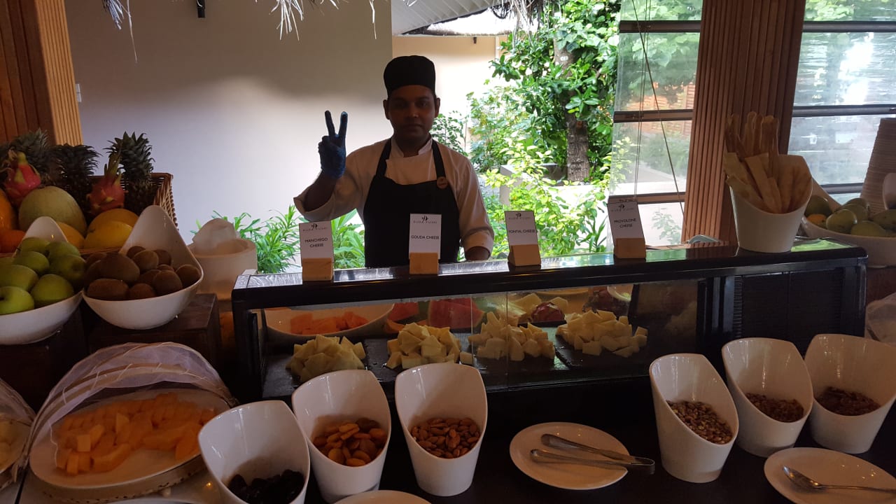 Gastro Kudafushi Resort & Spa