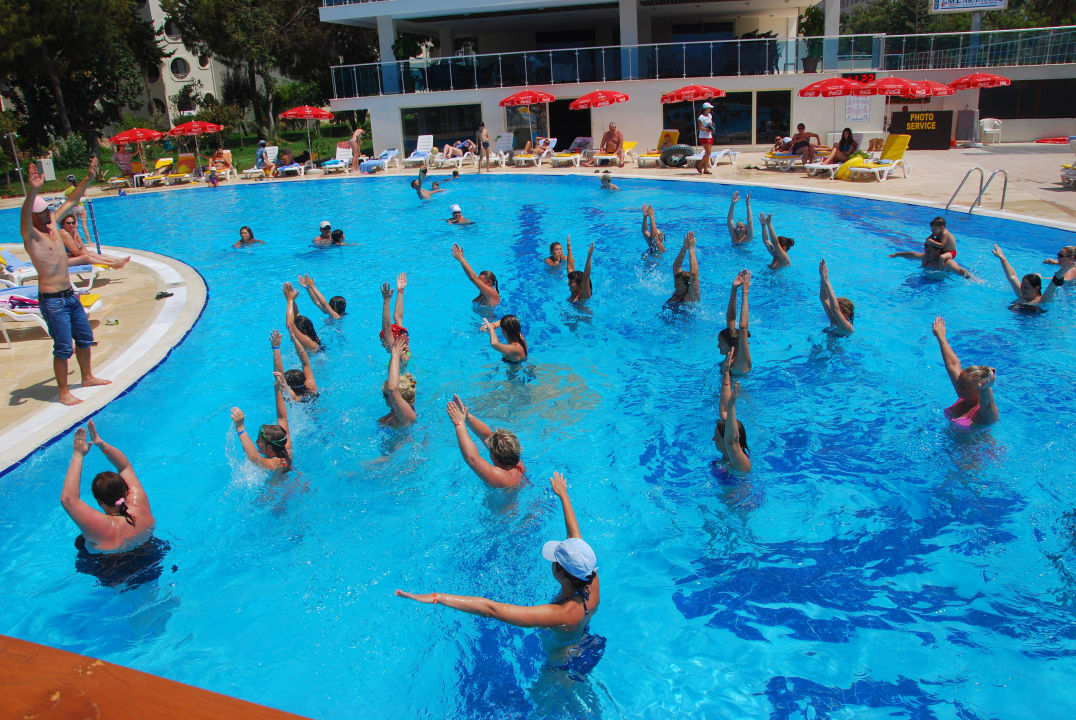 Animation-Wassergymnastik MC Beach Park Resort Hotel