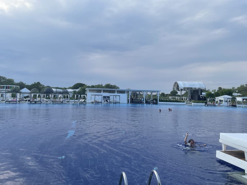 Pool Titanic Deluxe Golf Belek