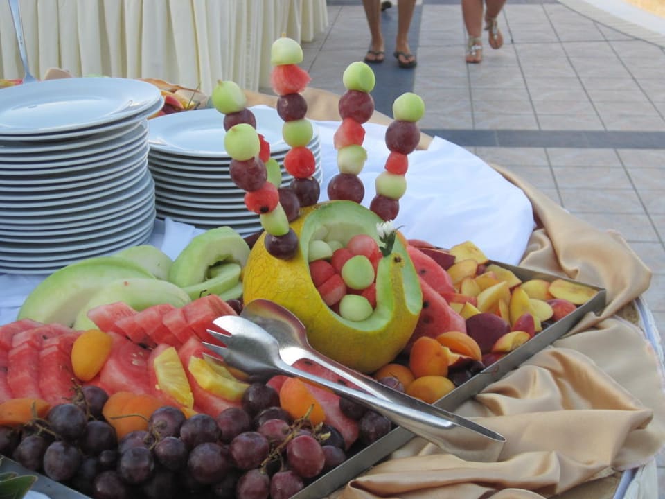 Barbeque Grand Hotel Holiday Resort