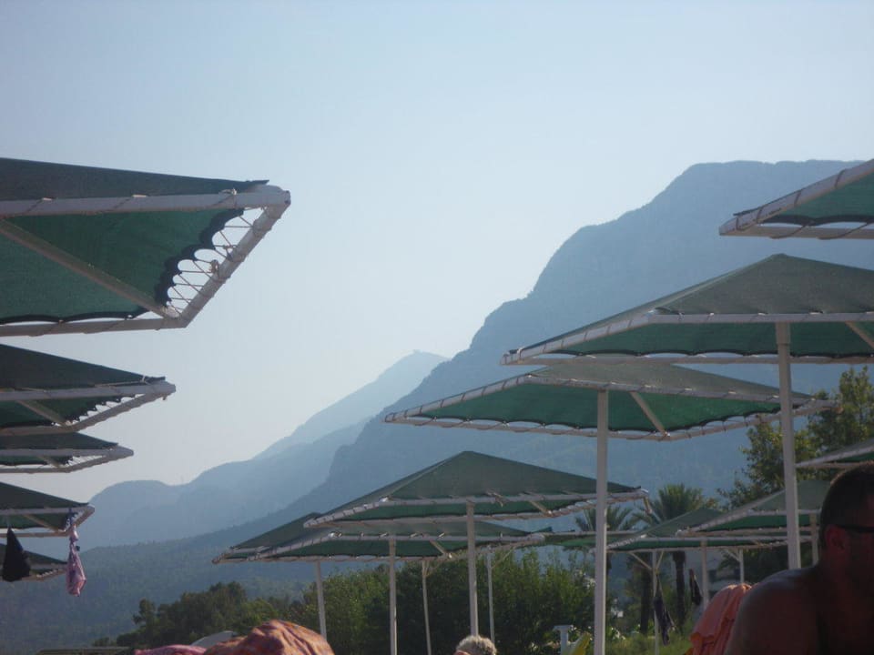 Blick auf Tahtali Greenwood Kemer Resort