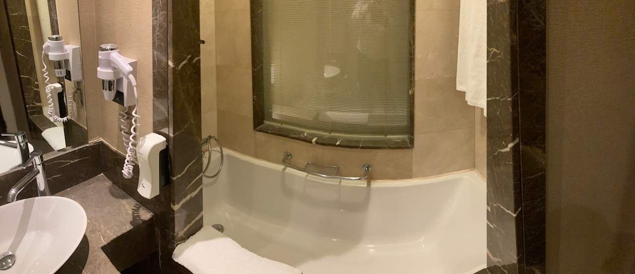 Zimmer Ramada Plaza Antalya