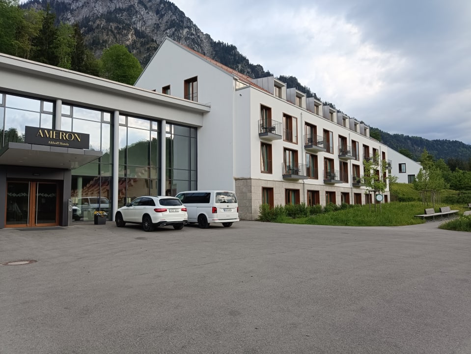 Außenansicht AMERON Neuschwanstein Alpsee Resort & Spa