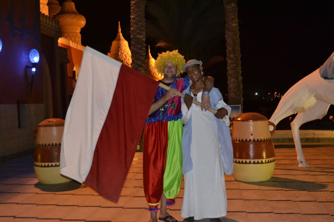 Witanie gości Pickalbatros Alf Leila Wa Leila Resort - Neverland Hurghada