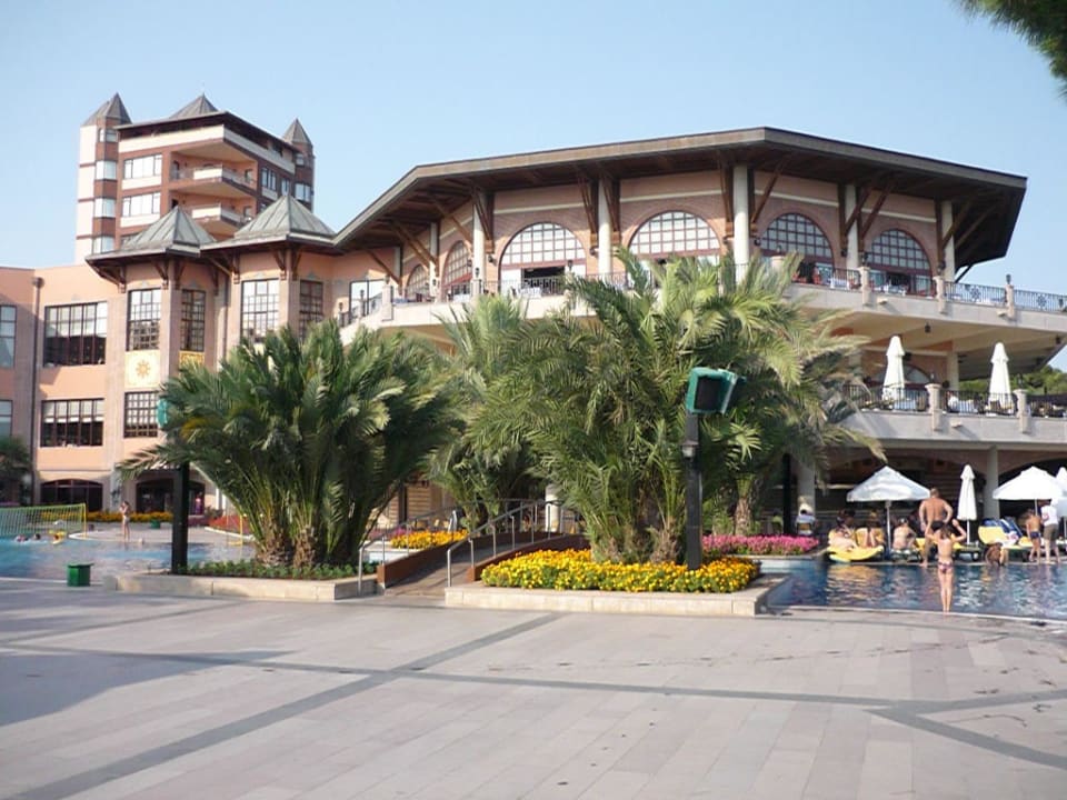 Pool Papillon Zeugma Relaxury