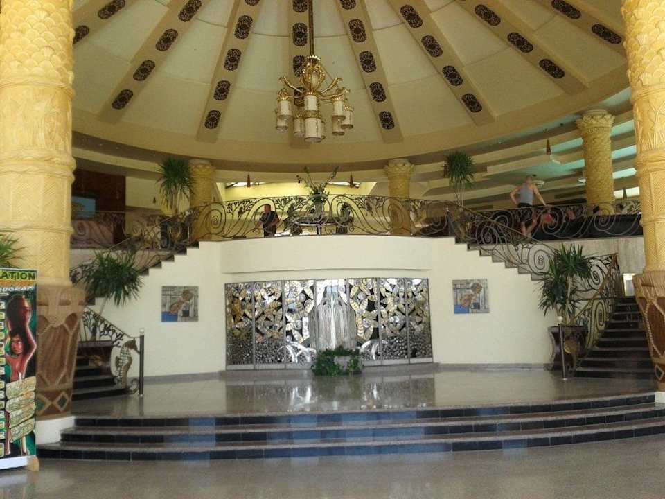 Binnenzijde receptie Pickalbatros Jungle Aqua Park Resort - Neverland Hurghada