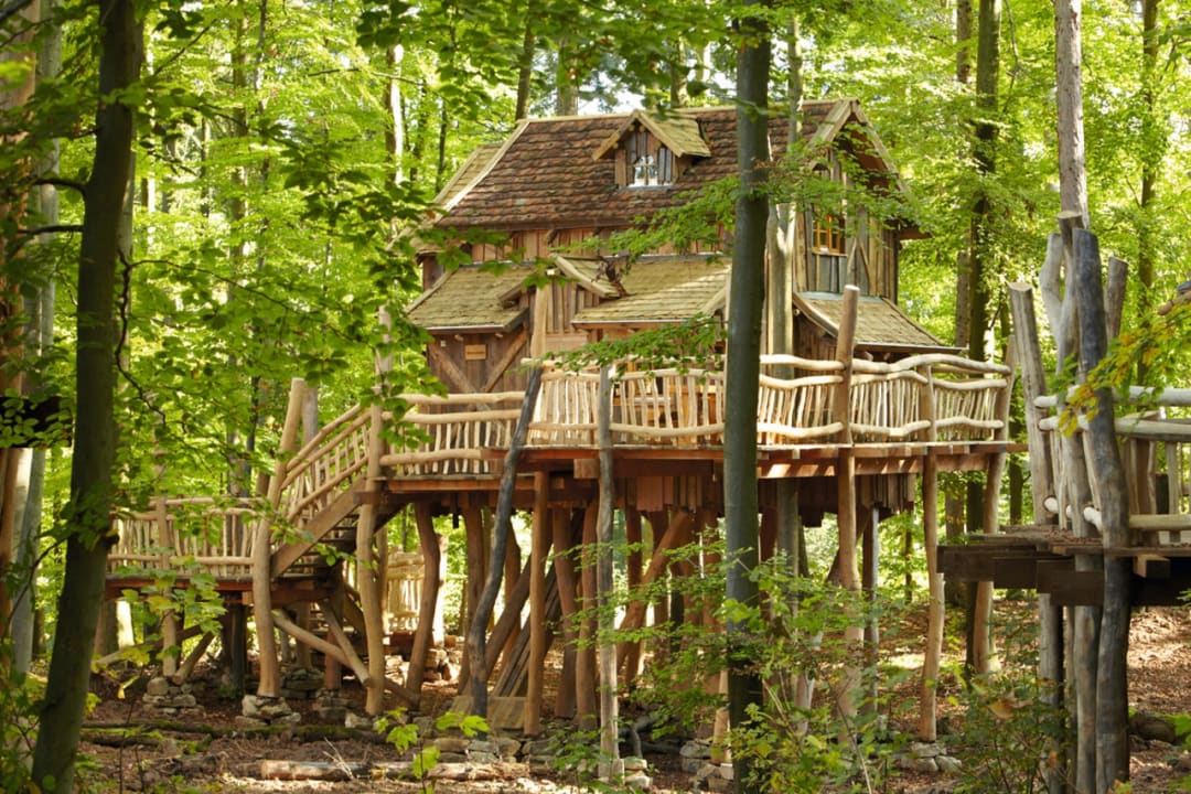 Außenansicht Natur-Resort Tripsdrill