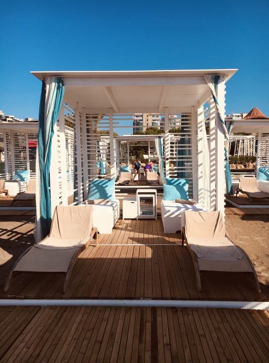 Strand Sherwood Exclusive Lara