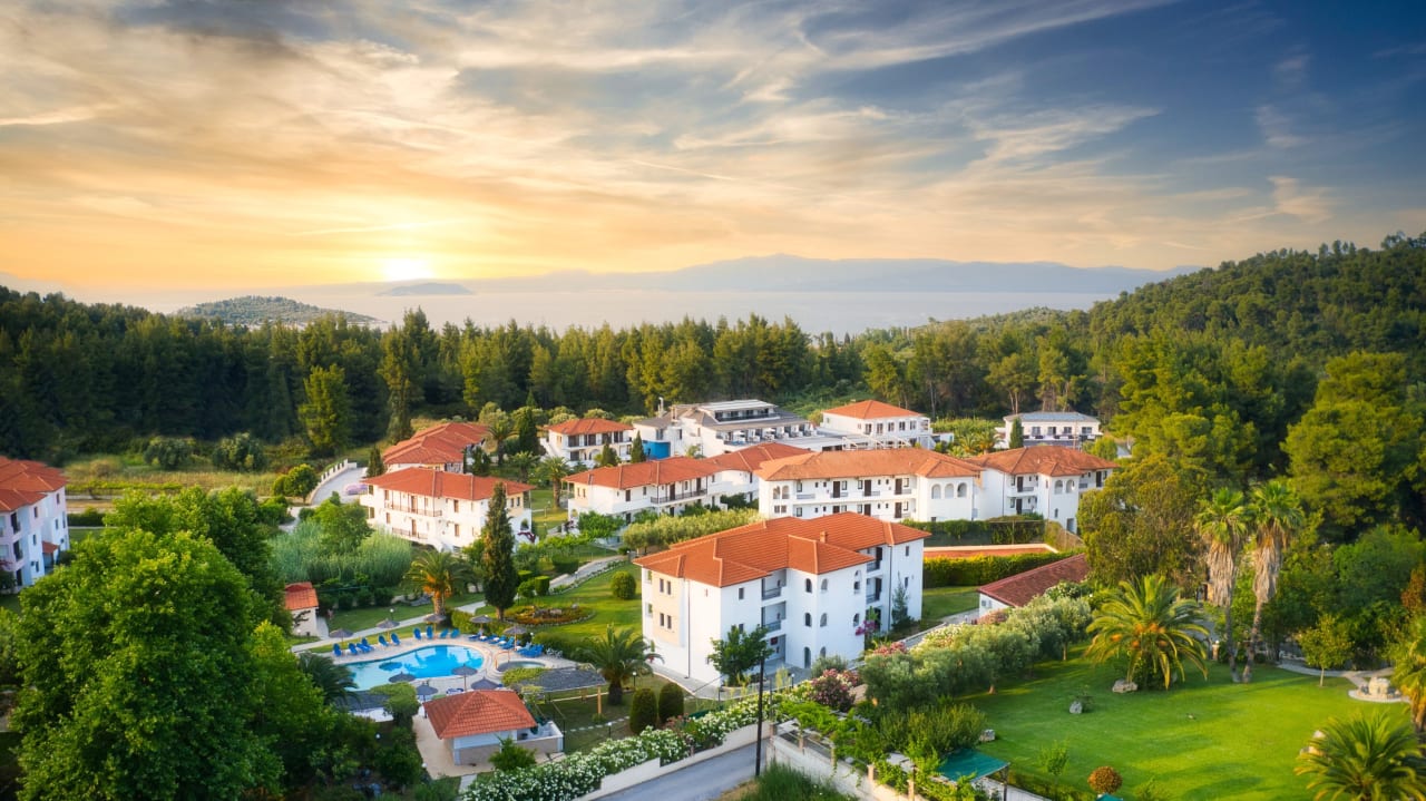 Außenansicht Hotel Chrousso Village