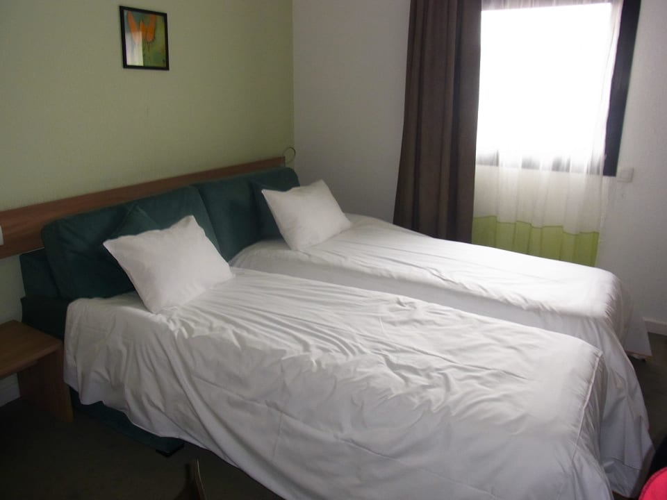 Sehr viel weiß SUITE-HOME PARIS 19 PORTE DEPANTIN