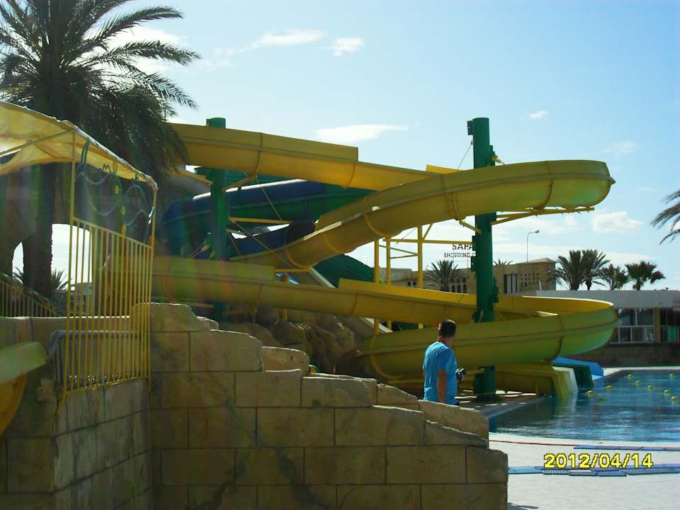 Zjeżdżalnie Houda Golf & Beach Club