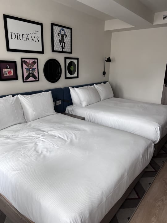 Zimmer Hampton by Hilton London City