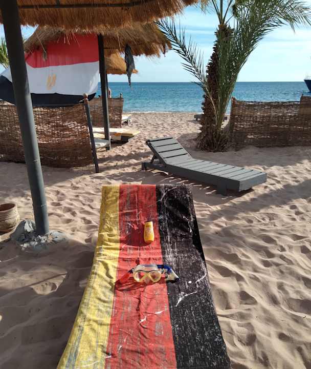 Strand Lotus Bay Beach Resort