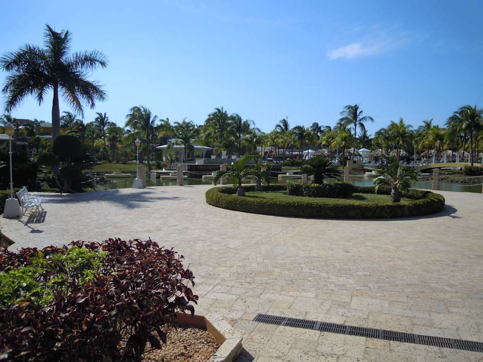Auf dem Weg zum Strand/Pool Melia Las Antillas - Adults only