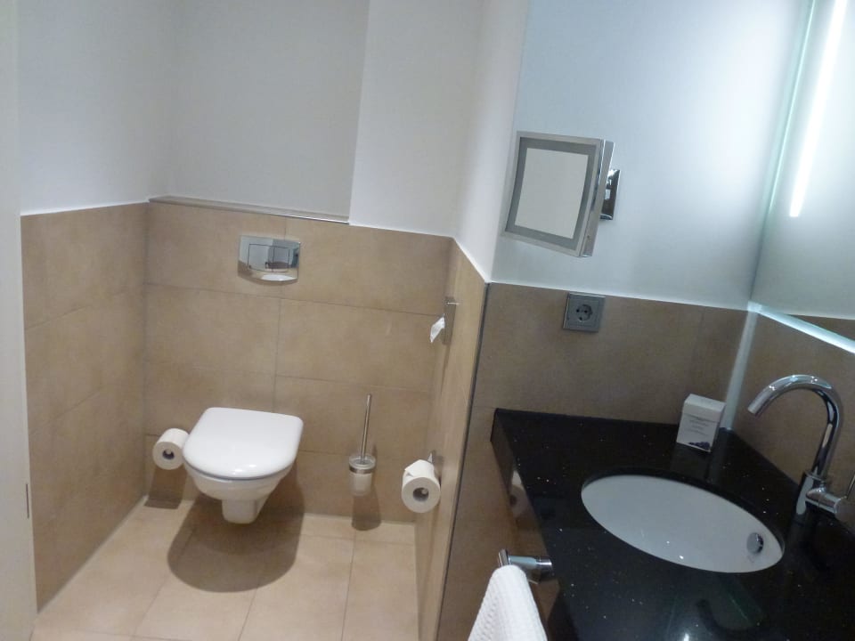 Großes Bad Zi. 201 Hotel Logierhus Langeoog