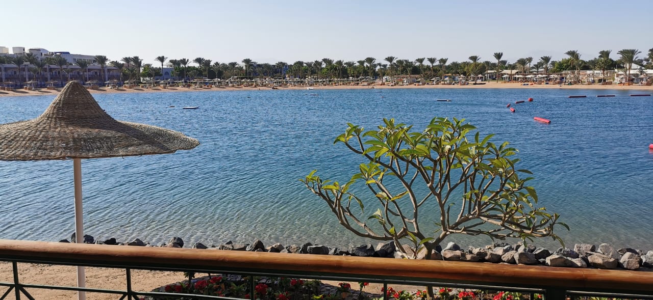 ausblick-vom-bella-vista-desert-rose-resort-hurghada