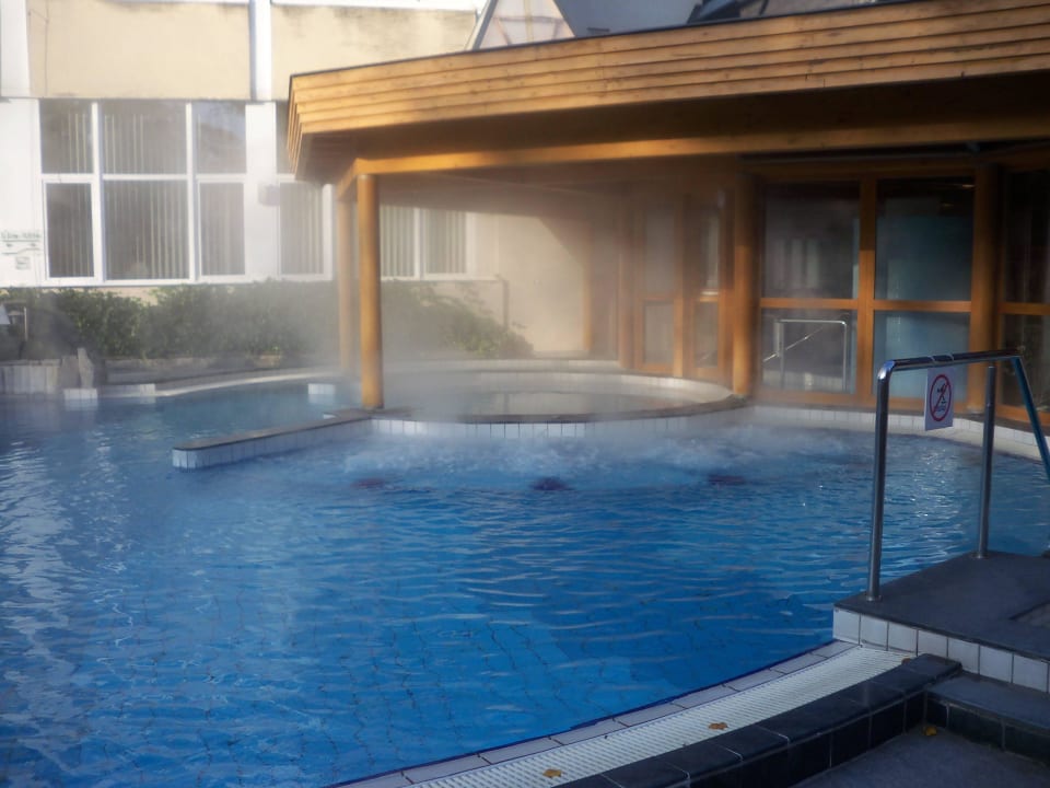 Aussenpool Ensana Thermal Hévíz