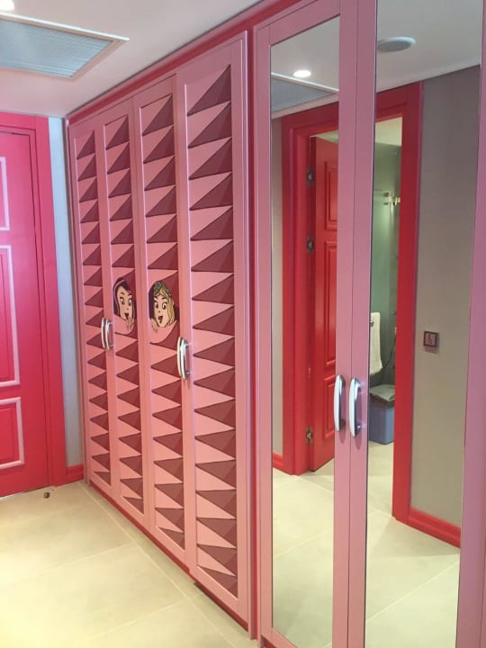 Schrank The Land of Legends Kingdom Hotel