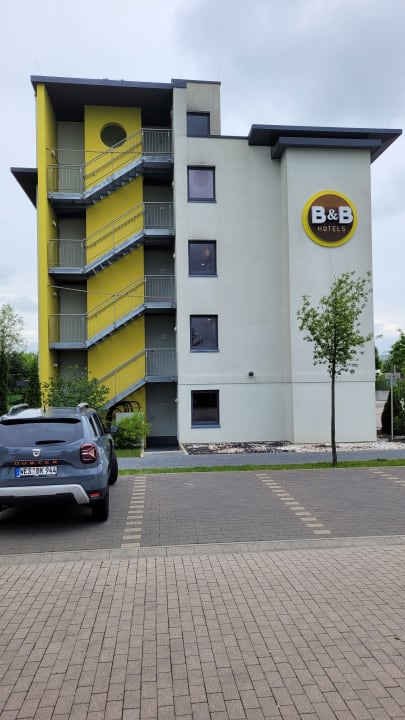 Außenansicht B&B Hotel München-Airport