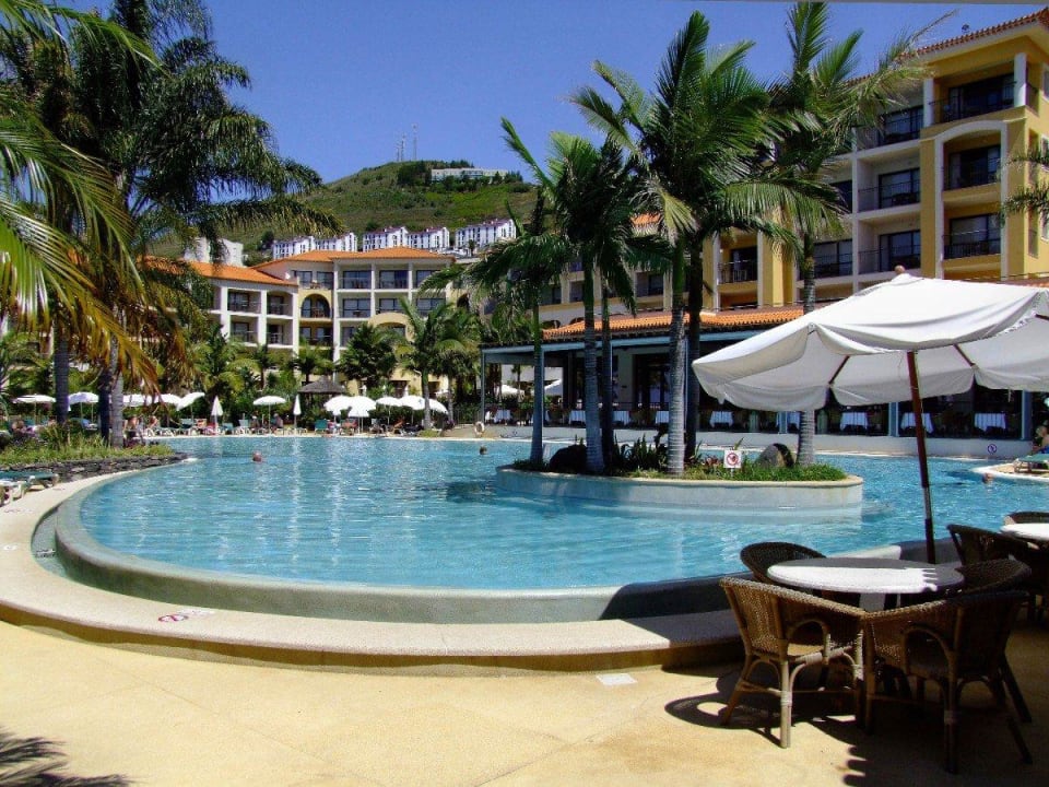 Der Poolbereich vom Hotel Hotel Porto Mare - PortoBay