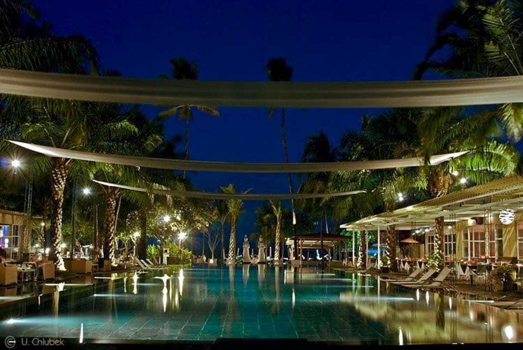 Infinitypool Segara Village Hotel