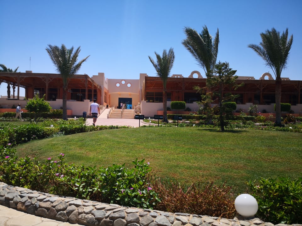 Außenansicht Three Corners Sea Beach Resort