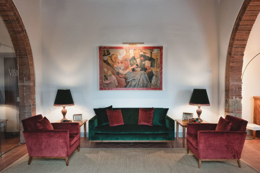 Lobby The Club House