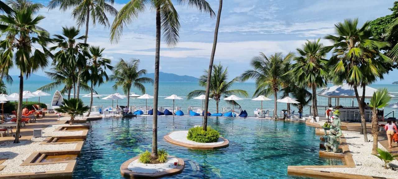Pool Anantara Bophut Koh Samui Resort