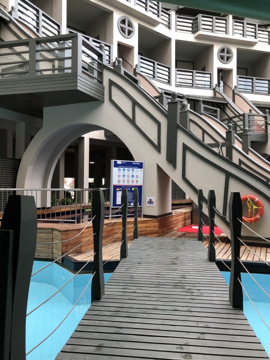 Pool Limak Lara Deluxe Hotel & Resort