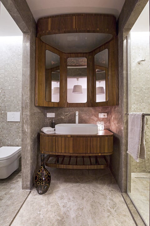 Masterbathroom RetrON Residence