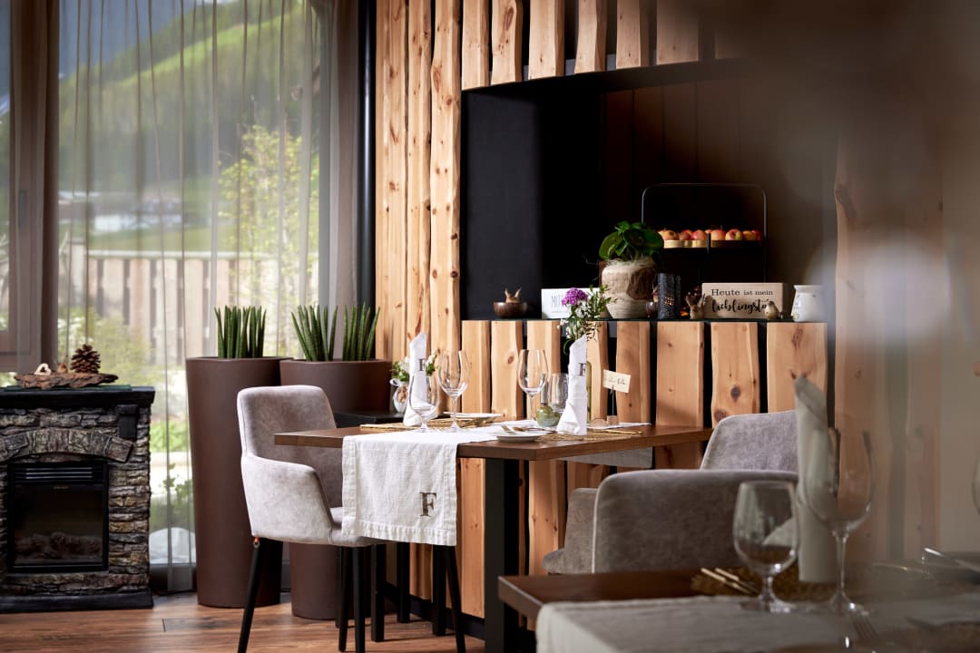 Gastro FONTIS luxury spa lodge