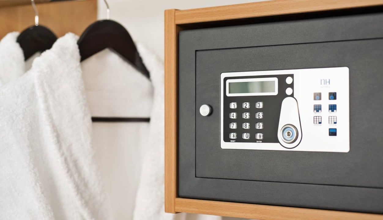 Superior Room NH Frankfurt Airport West