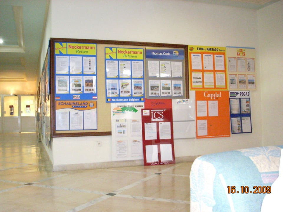 Veranstaltungswand der Reisebüros El Mouradi Club Kantaoui
