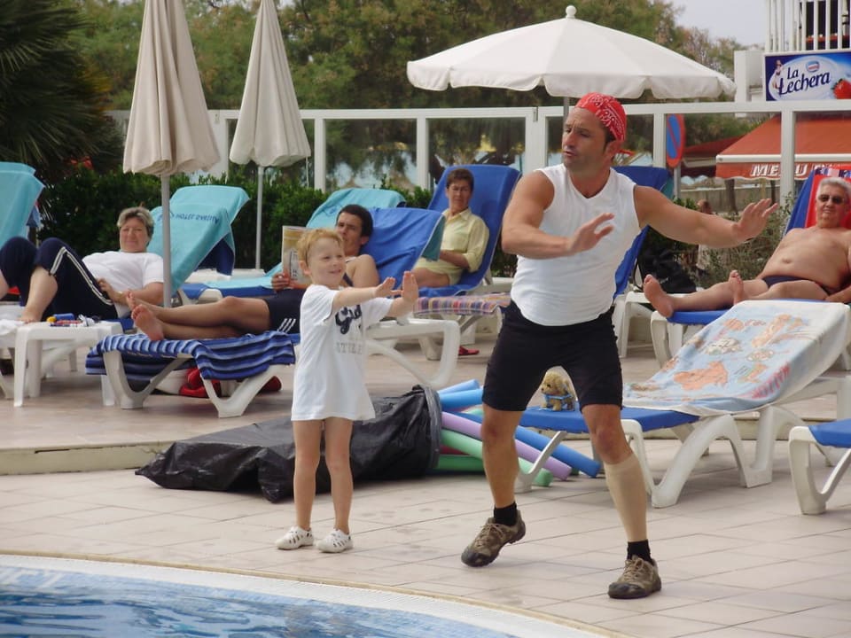 Morgensport Wassergymnastik Sabina Hotel & Suites