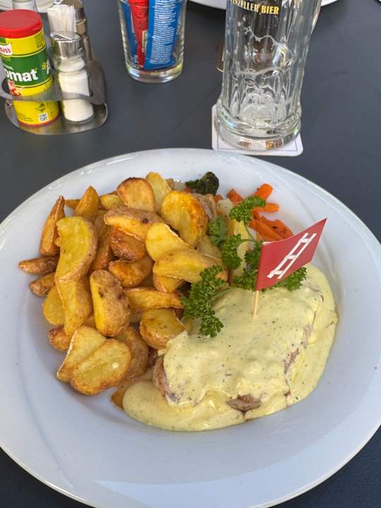 Gastro Hotel Urirotstock