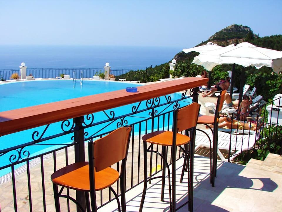 Poolbar des Golden Fox Hotel/Restaurant Hotel Golden Fox